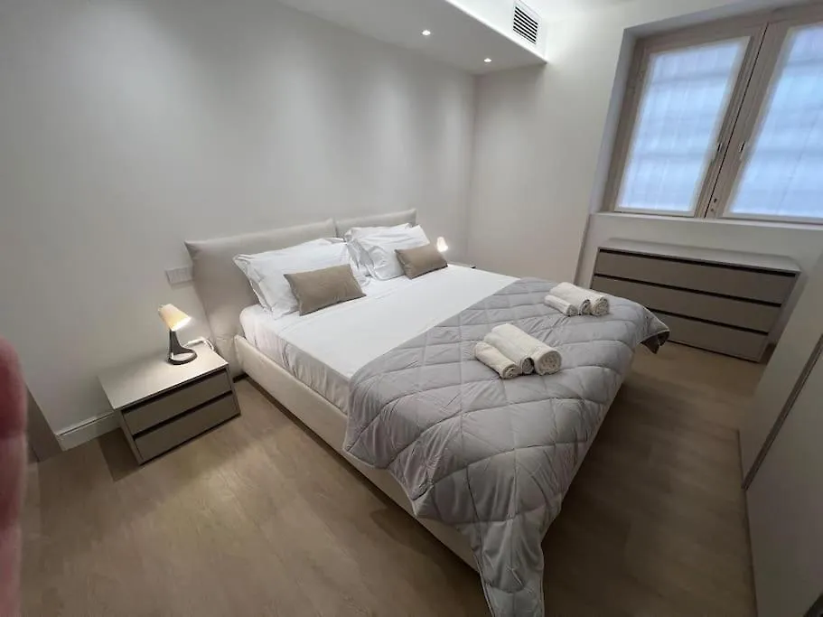 Castello Estense Luxury Apartment - Centro Ferrara